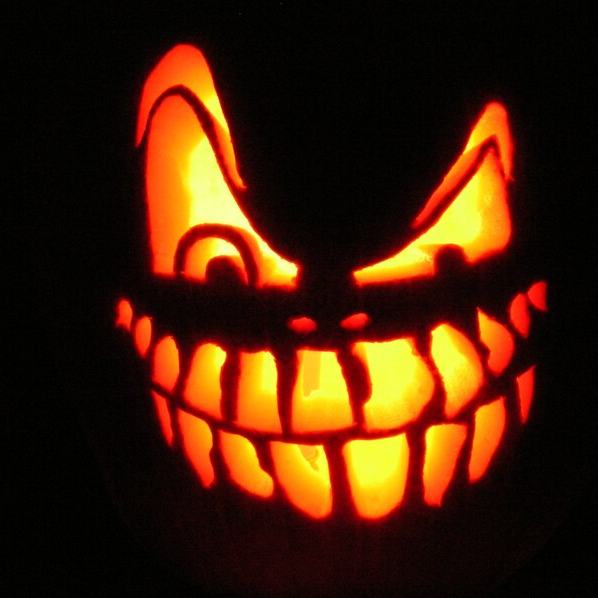 Happy_Halloween_(c)Cindy CC BY-SA 2.0, via Wikimedia Commons.geaendert